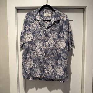 Abercrombie & Fitch Blue Floral Short-Sleeve Button-Up Shirt